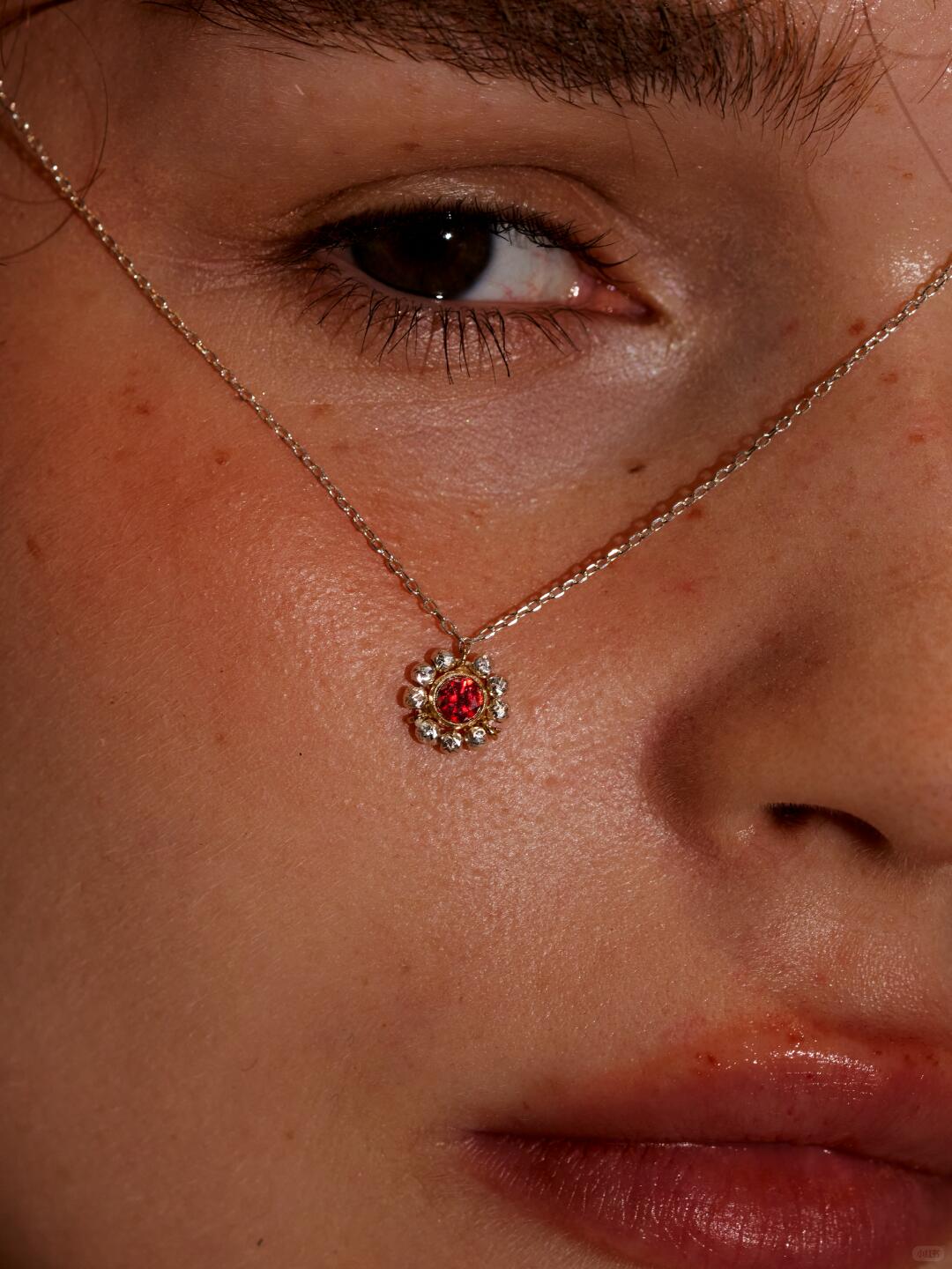 Oil Palette Silver Halo Necklace