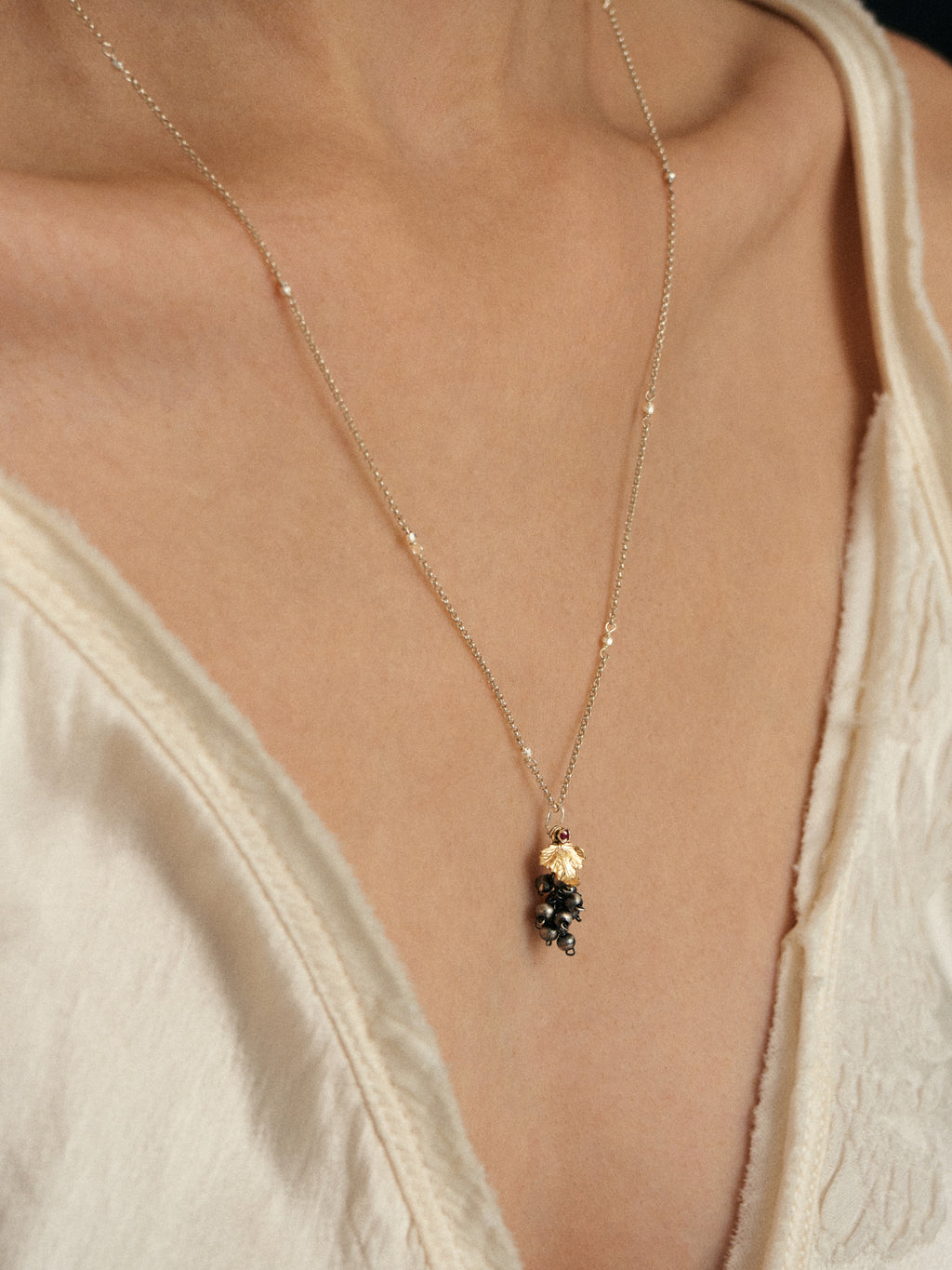 Pinot Gris Black Pendant Necklace