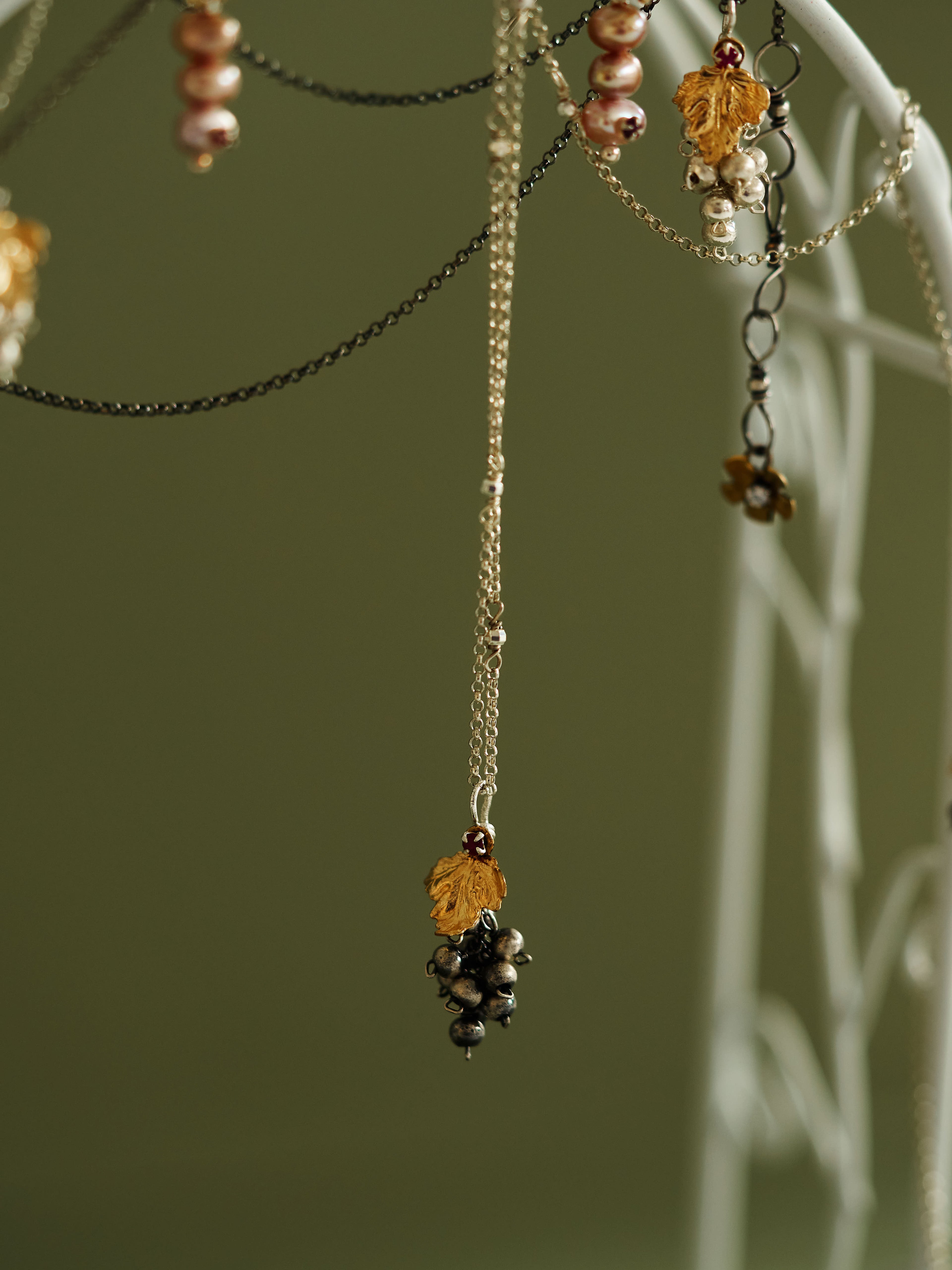 Pinot Gris Black Pendant Necklace